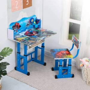 Table d’étude pour enfant avec dessins